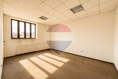 Spațiu de birouri zona centrala - langa primarie - 10