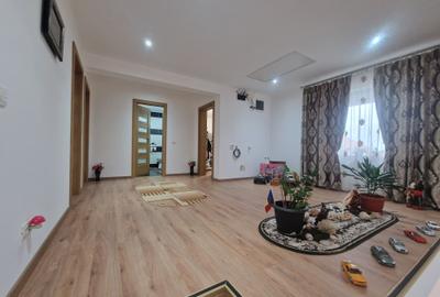 Cumpana- Vila P+1, 5 Camere+ Beci -  200mp utili, teren 420mp - 265.000/euro - 26