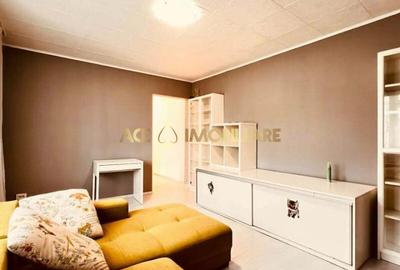 Apartament cu 3 camere decomandat, mobilat în Berceni