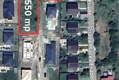 Ocazie! Valea Adanca str Vaii  TEREN 650mp  intravilan suprafata plana  3 loturi - 3