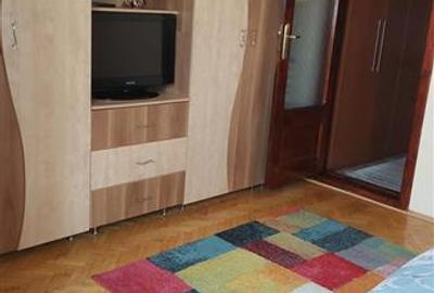 Apartament 3 camere in Focsani , zona centrala - Politia Judeteana Vrancea , 82 - 11