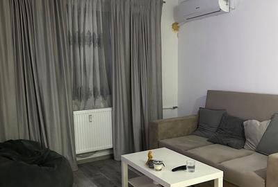 Apartament cu 3 camere semidecomandat în Nicolae Grigorescu