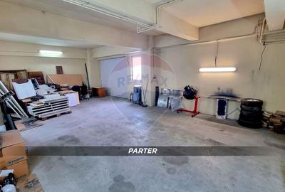 Clădire mixtă de vânzare, 1.055 MC, teren 350 mp str. Fabricii BM - 17