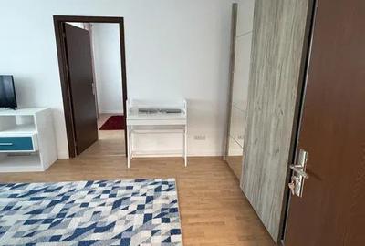 Apartament cu 2 camere nedecomandat, mobilat în Podu Roș
