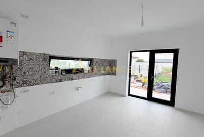 Casa Individuala - 4 camere - 2 bai - 416mp teren - 5