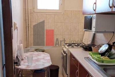 Apartament cu 2 camere semidecomandat în Drumul Taberei