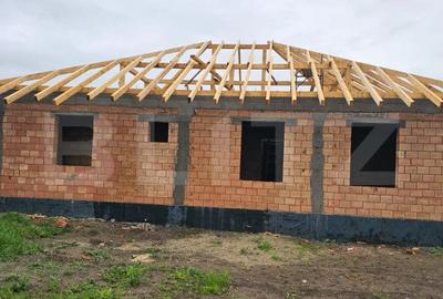 Casa 129mp utili, 500 mp, incalzire in pardoseala, Sanpetru - 8