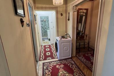 Apartament 2 camere de vanzare | Etaj 1 | Bloc 1984| Zona 9 Mai - Piata - 11