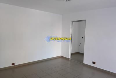 Spațiu comercial, de 10.00 mp, în Central
