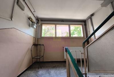 Drumul Taberei - Valea Ialomiței,  Apartament 3 camere în Bloc P+4 - 24