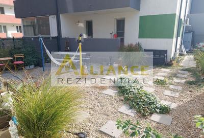 Apartament cu 2 camere decomandat, mobilat în Sud