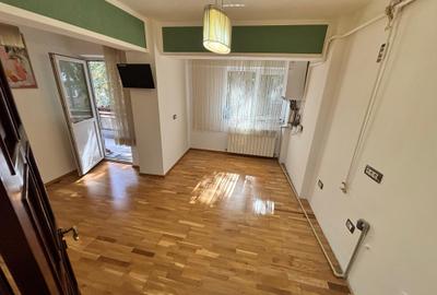 Apartament 3 camere et 1 Calea lui Traian zona Lahovari - 20