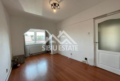 Apartament cu 2 camere decomandat în Ștrand