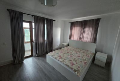Apartament cu 3 camere decomandat în Otopeni