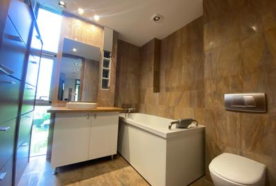 Amazing 3 bedroom apartment with lake view in residential compound - 14