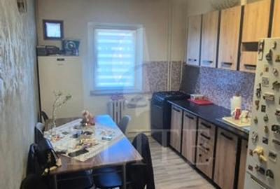 Apartament cu 3 camere semidecomandat în Grigorescu