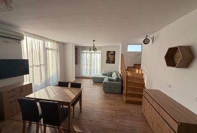 Apartament cu 3 camere decomandat, mobilat în Torontalului
