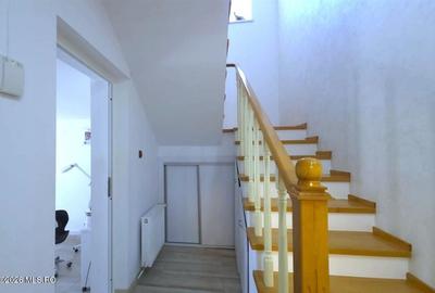 Techirghiol - Centru, casa tip duplex P+M, lot 293 mp si 154 mp utili! - 14