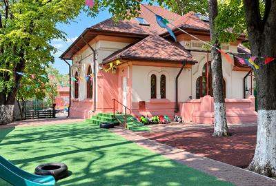 Spațiu comercial, de 140.00 mp, în Vitan-Bârzești