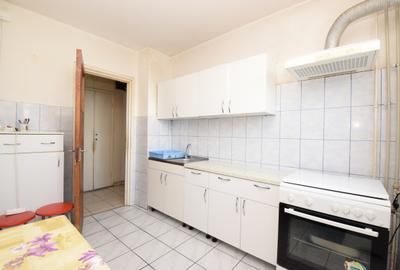 Apartament cu 3 camere decomandat în 1 Decembrie 1918