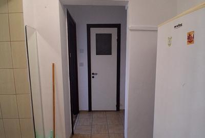 Apartament 2 camere, decomandat, metrou, Lujerului - 6