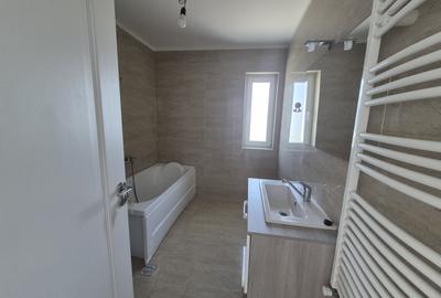 Vila cu 5 camere,3 bai,curte 500 mp - 5