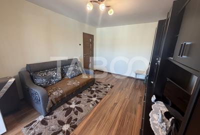 Apartament 3 camere complet renovat mobilat si utilat zona 1 Decembrie - 2