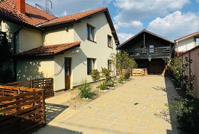 Casă individuală cu 5 camere în Ghiroda