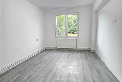 Apartament 2 camere Tudor etaj 3 renovat recent. - 5