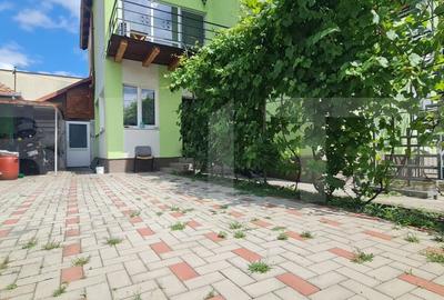 Casa cu functie mixta, Locativ si Comercial , zona  cart. Gheorgheni - 2