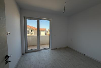 DEZVOLTATOR, 3 CAMERE LA ASFALT, GIROC - 6