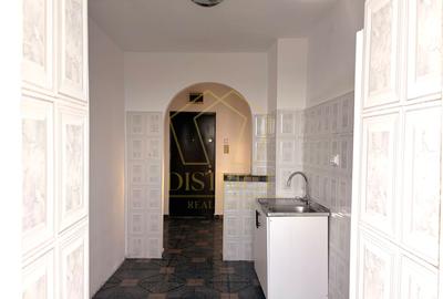 Apartament decomandat cu 3 camere | Calea Sagului - 9