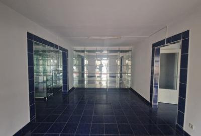 Spațiu comercial, de 48.00 mp, în Decebal