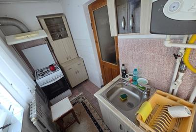 Apartament 2 camere (Calea ferata langa DGASPC (Protectia Copilului )  ET.3 - 10