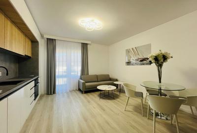 Apartament cu 3 camere decomandat în Hipodrom 3