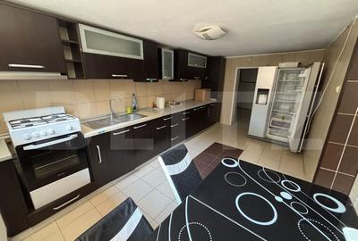 Casă individuală cu 5 camere în Nord-Est