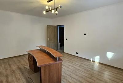 Birou, de 64.00 mp, în Nerva Traian