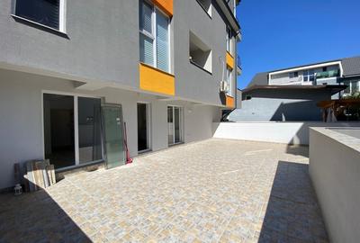 Apartament cu 2 camere semidecomandat, mobilat în Sud-Vest
