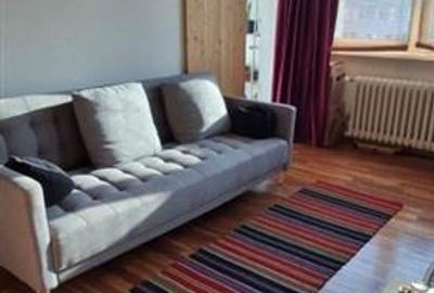 Apartament cu 3 camere semidecomandat, mobilat în Baba Novac