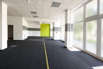 Spatiu comercial cu vitrina de inchiriat in Oradea, Decebal - 1