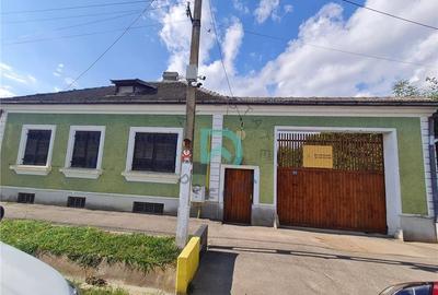 Casă individuală cu 3 camere în Crizbav