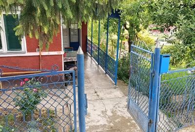 Vand in Sarmasu casa cu 2 camere, 900 mp teren - 2