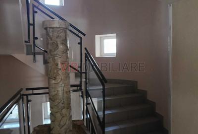 Hotel/Pensiune, de 1,500 mp, în Girocului