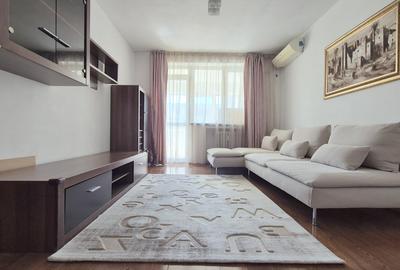 Apartament cu 3 camere decomandat în Tineretului