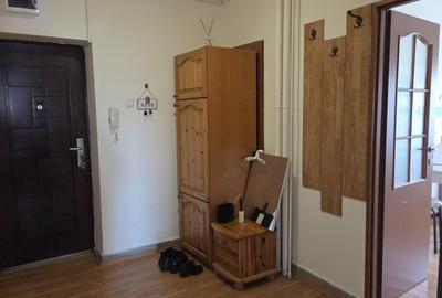Se inchiriaza o camera intr-un apartament cu 2 camere aproape de FSEGA - 6