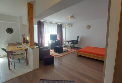Garsonieră decomandată în P-ța Alba Iulia