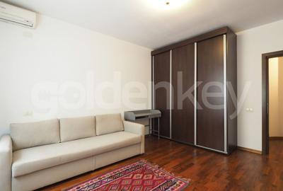 Apartament cu 3 camere langa parc, garaj - 11