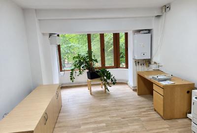 Apartament cu 3 camere în Unirii
