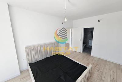 Apartament cu 3 camere decomandat în Metalurgiei