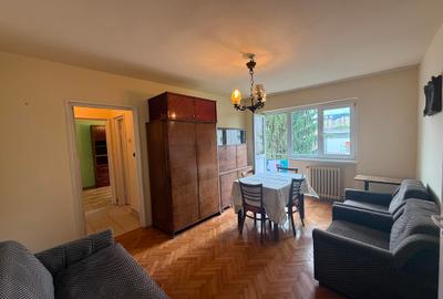 Apartament 2 camere-etaj 2-zona Sc. Gen. Andrei Saguna - 1